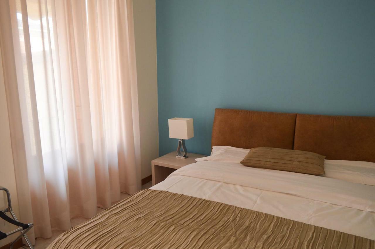 La Contrada Bed and Breakfast Sarnico Εξωτερικό φωτογραφία